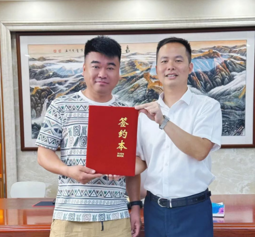 热烈欢迎张总加盟
