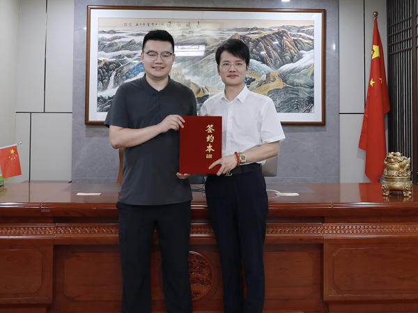热烈欢迎毛总加盟