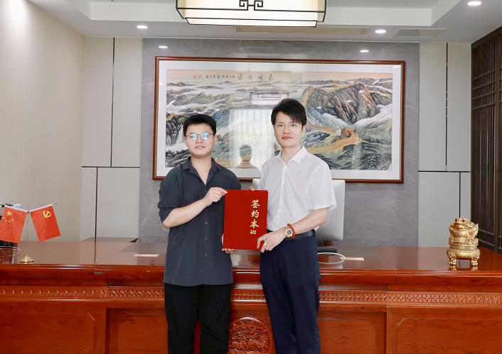 热烈欢迎付总加盟