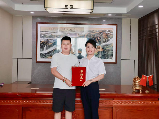 热烈欢迎张总加盟
